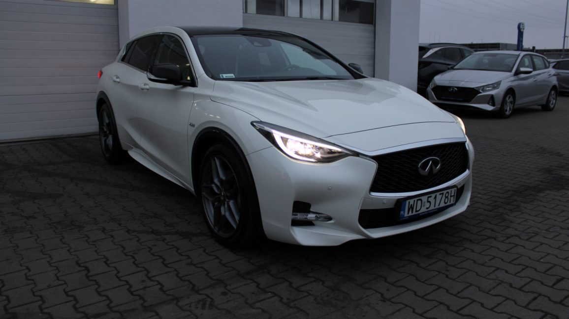 Infiniti Q30 2.2d Sport AWD 7DCT WD5178H w leasingu dla firm