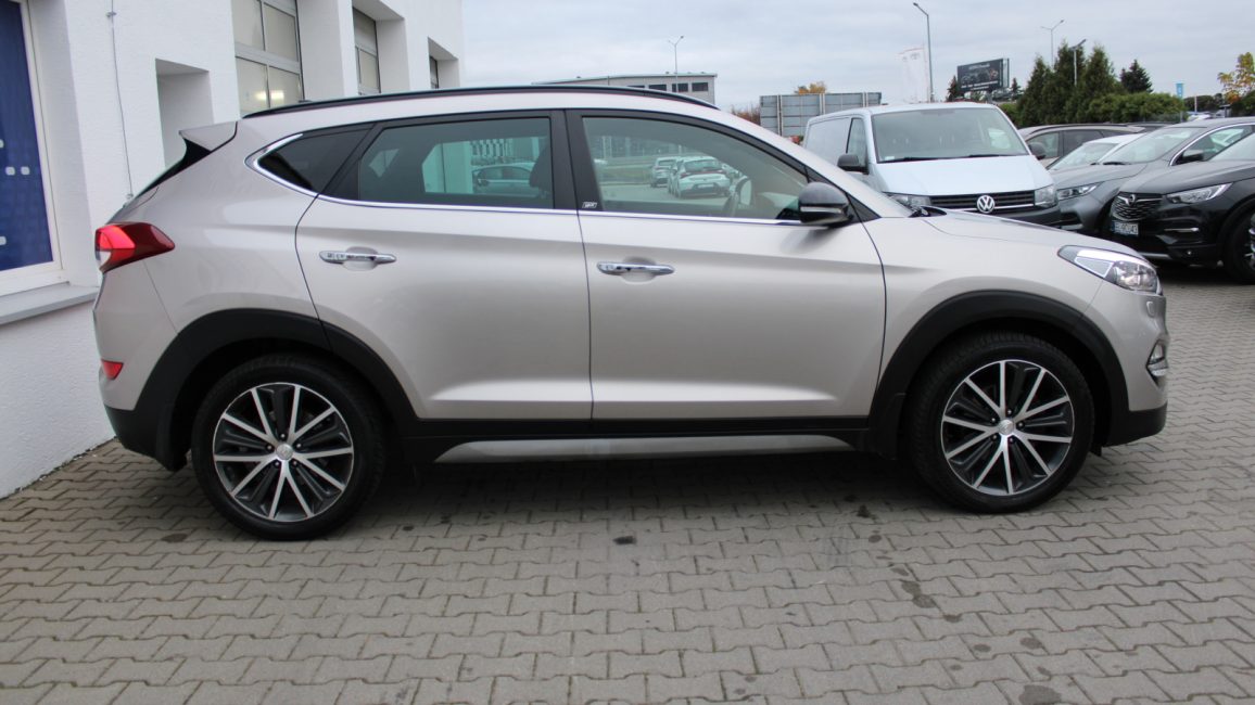 Hyundai Tucson 2.0 CRDI BlueDrive GO! Plus 2WD PO9VR45 w leasingu dla firm