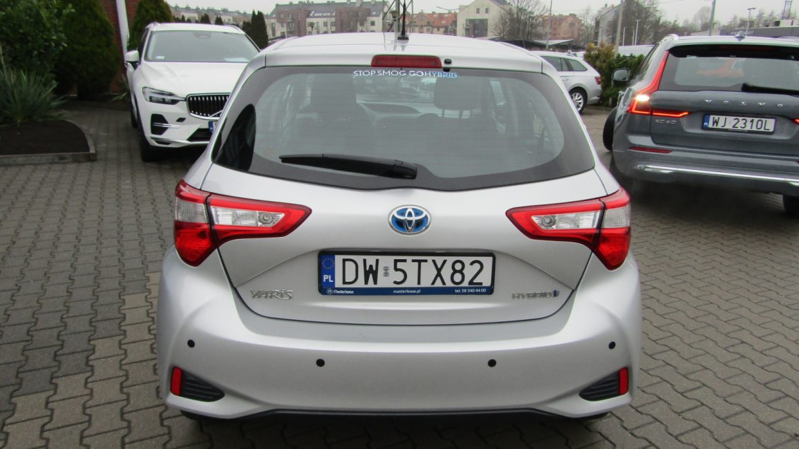 Toyota Yaris Hybrid 100 Active DW5TX82 w leasingu dla firm