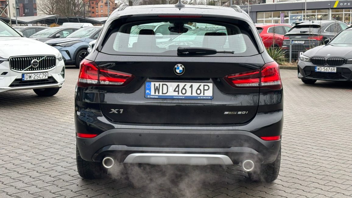 BMW X1 sDrive20i xLine aut WD4616P w abonamencie