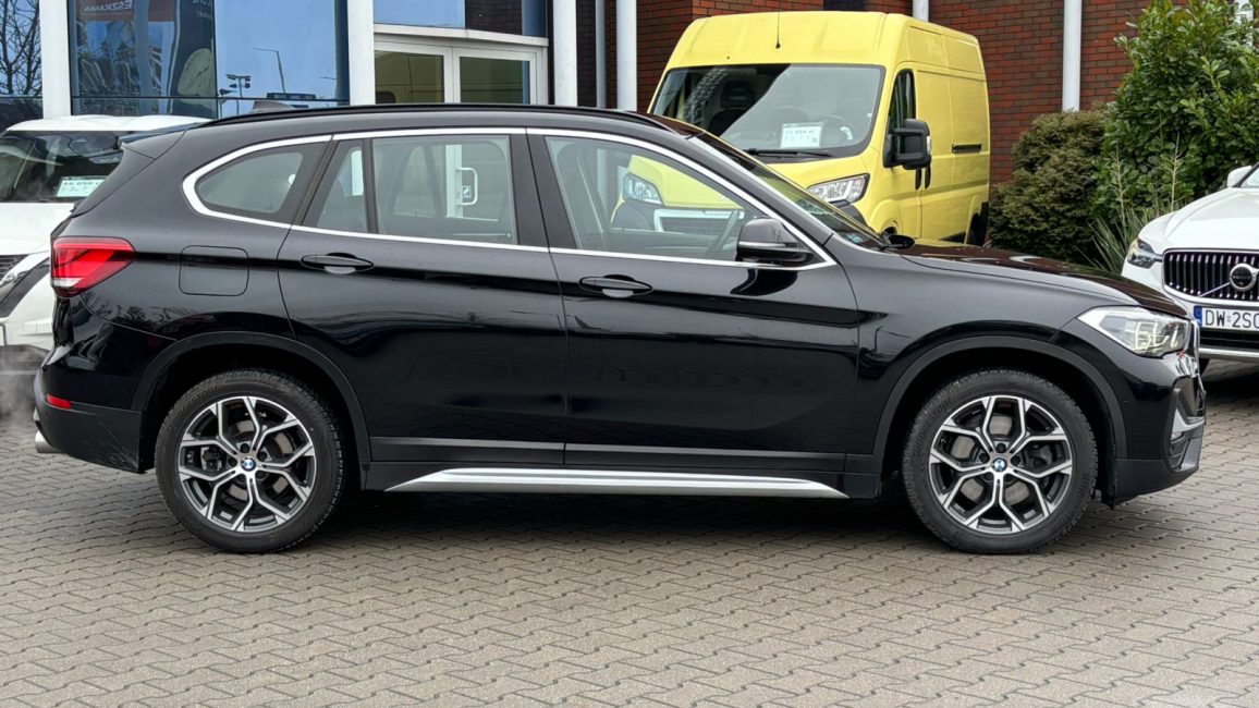 BMW X1 sDrive20i xLine aut WD4616P w zakupie za gotówkę