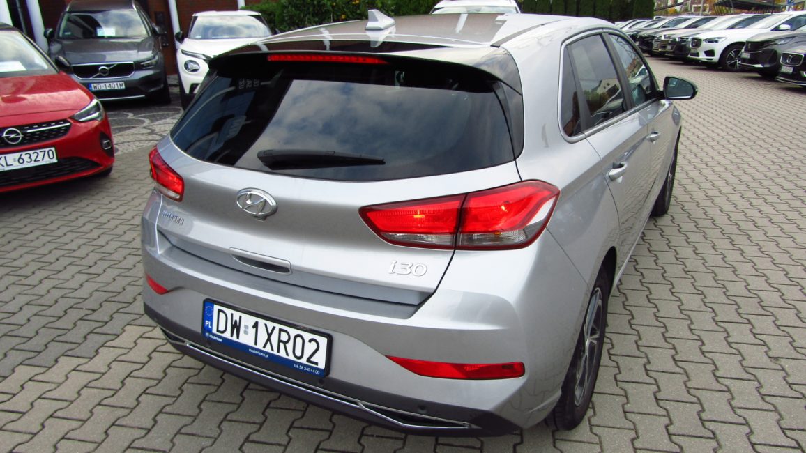 Hyundai i30 1.0 T-GDI Smart DW1XR02 w abonamencie