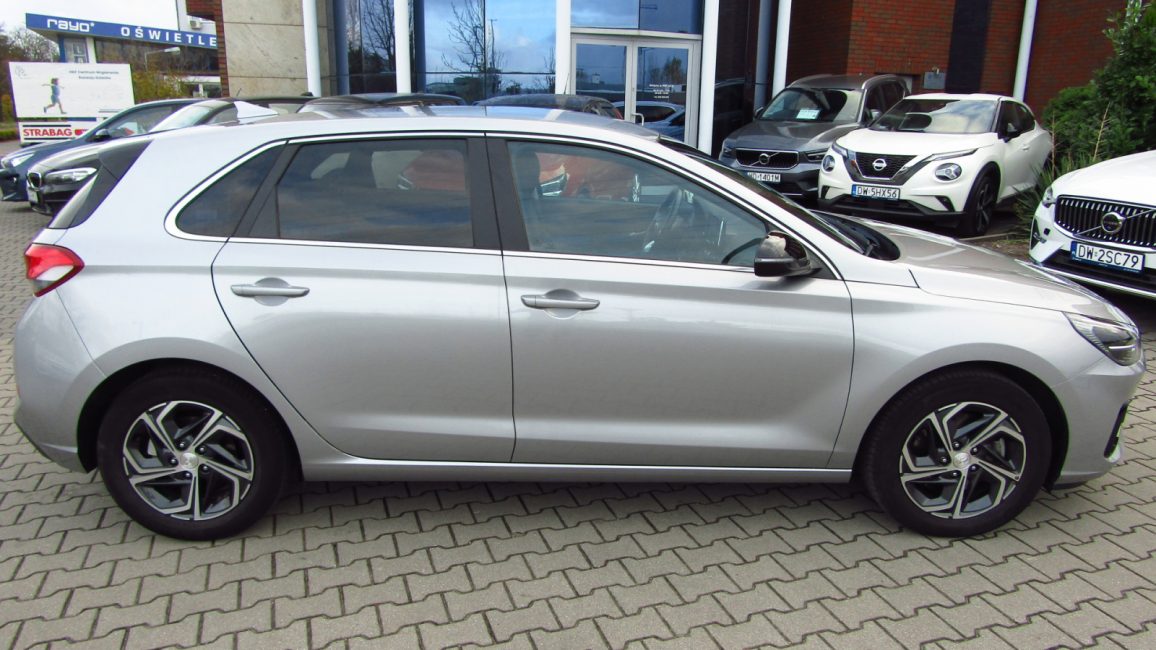 Hyundai i30 1.0 T-GDI Smart DW1XR02 w abonamencie