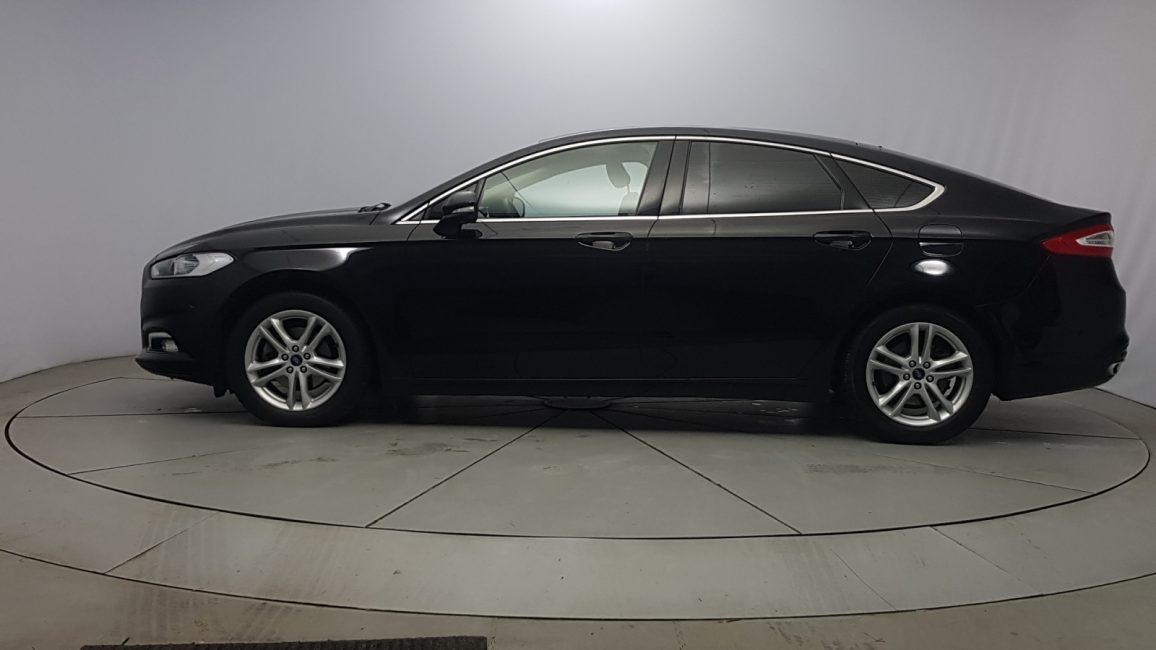 Ford Mondeo 2.0 TDCi Titanium PowerShift WD7424H w leasingu dla firm