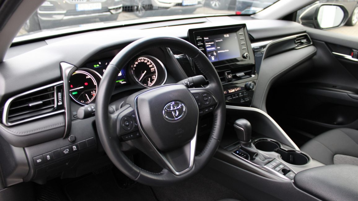 Toyota Camry 2.5 Hybrid Comfort CVT GD2C446 w abonamencie