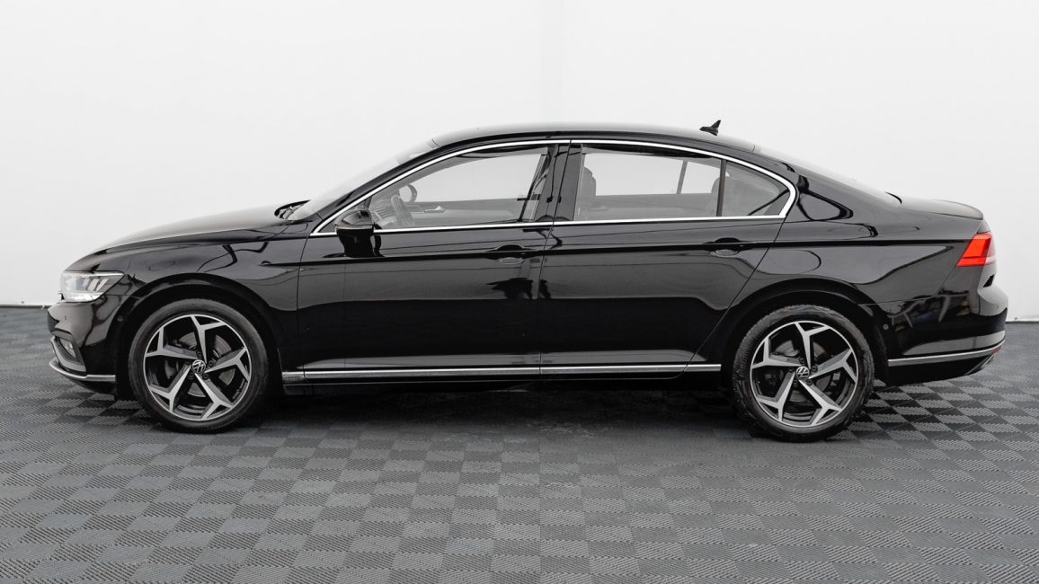 Volkswagen Passat 2.0 TSI Elegance DSG WJ6157K w abonamencie