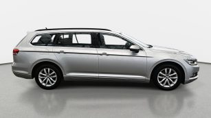 Volkswagen Passat 1.5 TSI EVO Comfortline KK77723 w abonamencie