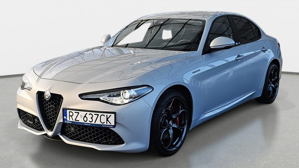 Alfa Romeo Giulia 2.0 Turbo Veloce Q4 aut RZ637CK w zakupie za gotówkę