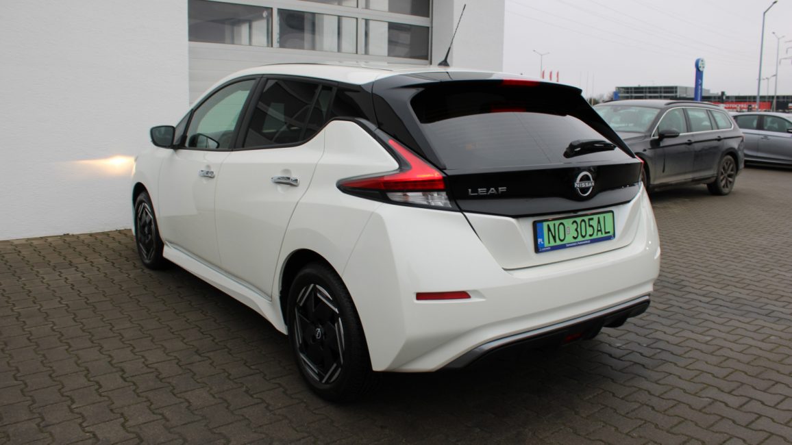 Nissan Leaf 40kWh Acenta NO305AL w abonamencie dla firm