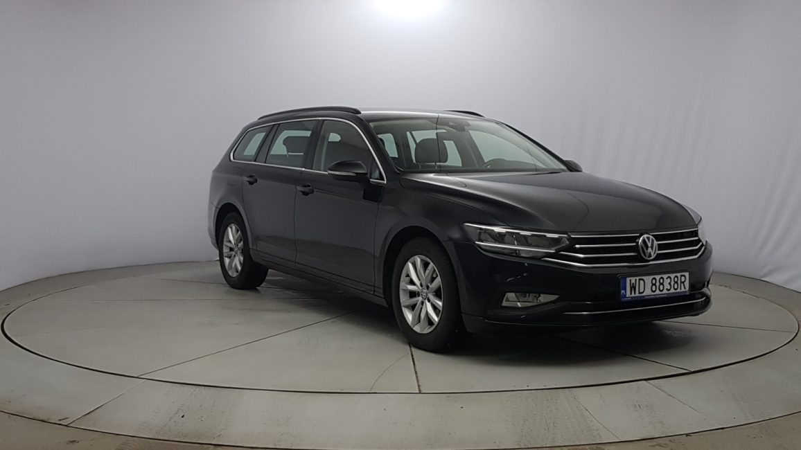 Volkswagen Passat 1.5 TSI EVO Business DSG WD8838R w abonamencie