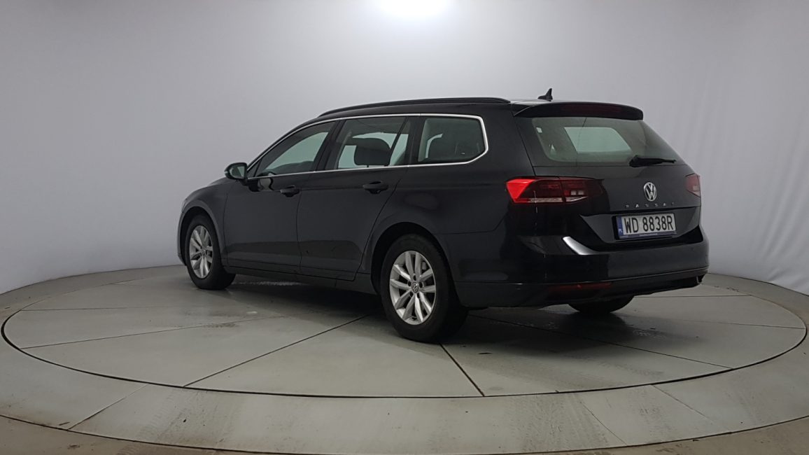 Volkswagen Passat 1.5 TSI EVO Business DSG WD8838R w leasingu dla firm