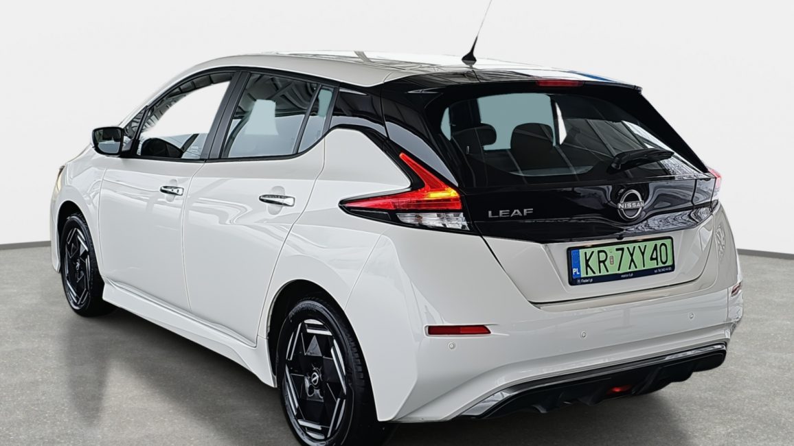 Nissan Leaf 40kWh Acenta KR7XY40 w abonamencie dla firm