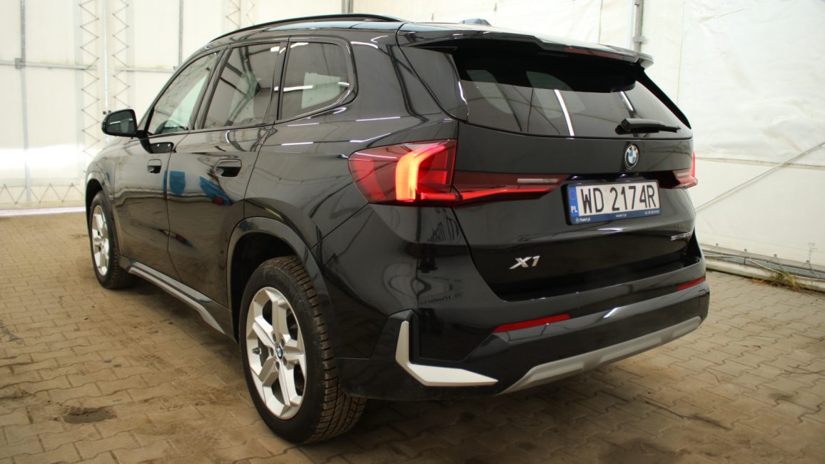 BMW X1 sDrive20i mHEV xLine aut WD2174R w abonamencie