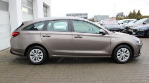 Hyundai i30 1.5 DPI Classic + PO7WJ43 w leasingu dla firm