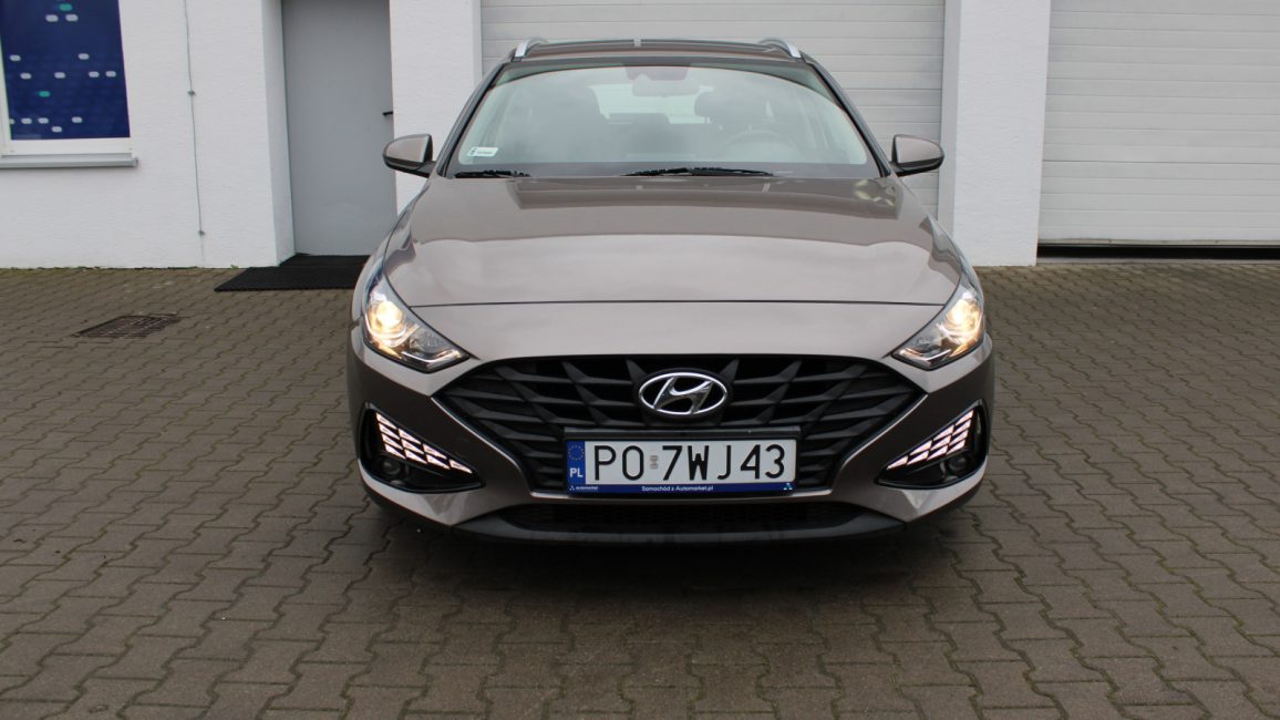 Hyundai i30 1.5 DPI Classic + PO7WJ43 w leasingu dla firm