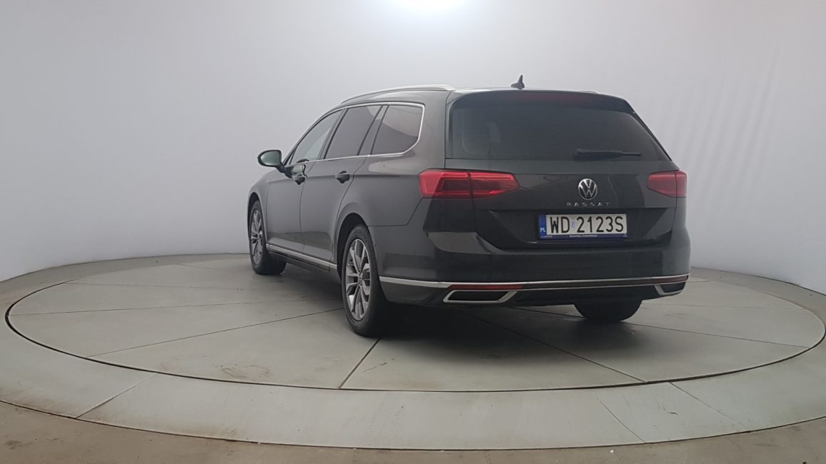 Volkswagen Passat 2.0 TDI EVO Elegance DSG WD2123S w leasingu dla firm