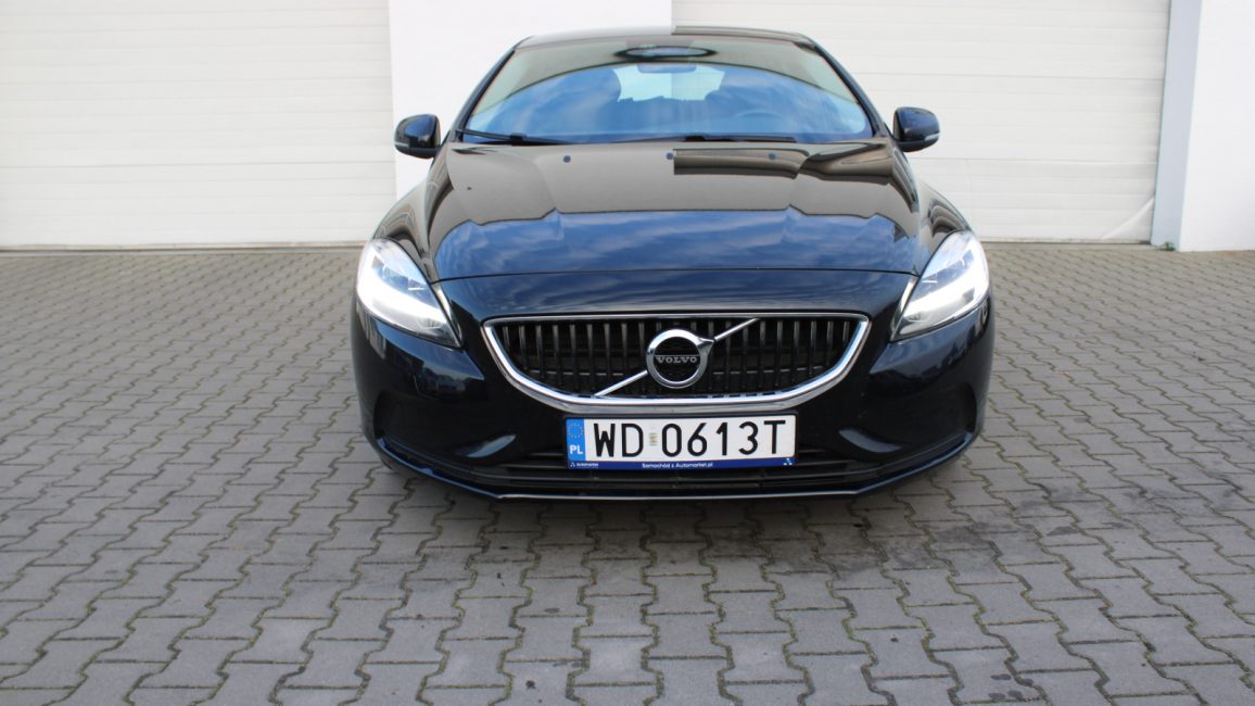 Volvo V40 D2 Drive-E SCR Momentum WD0613T w leasingu dla firm