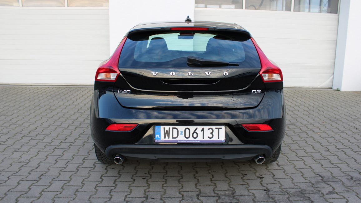 Volvo V40 D2 Drive-E SCR Momentum WD0613T w leasingu dla firm