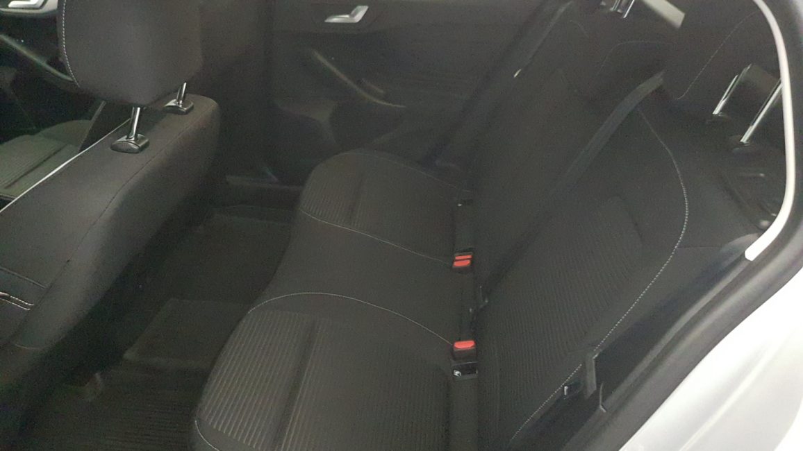 Ford Focus 1.0 EcoBoost Titanium X GD8K298 w abonamencie
