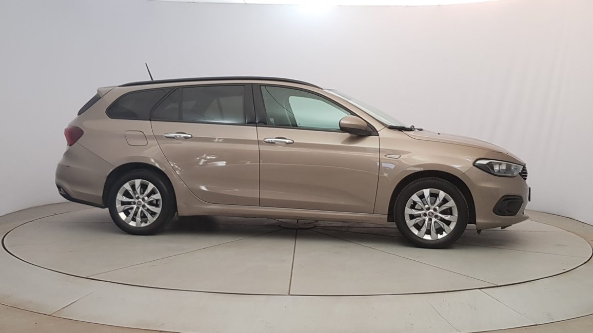 Fiat Tipo 1.4 16v Lounge EU6d WF1217U w leasingu dla firm