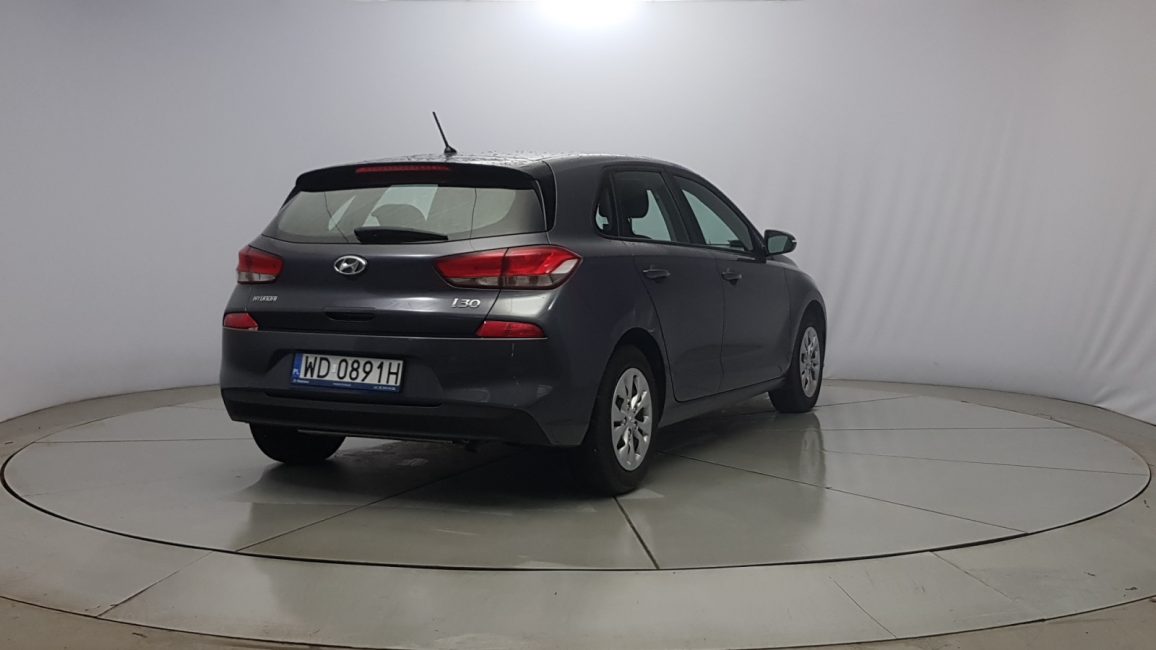 Hyundai i30 1.4 Classic + WD0891H w leasingu dla firm