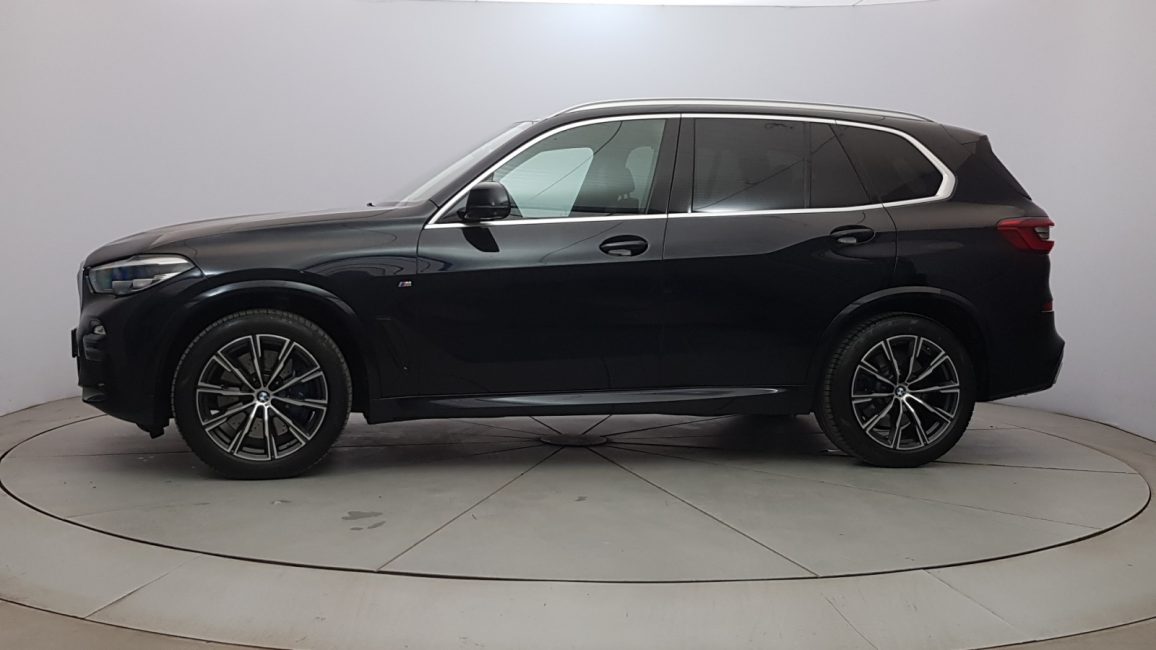 BMW X5 xDrive30d sport-aut WU1162J w leasingu dla firm