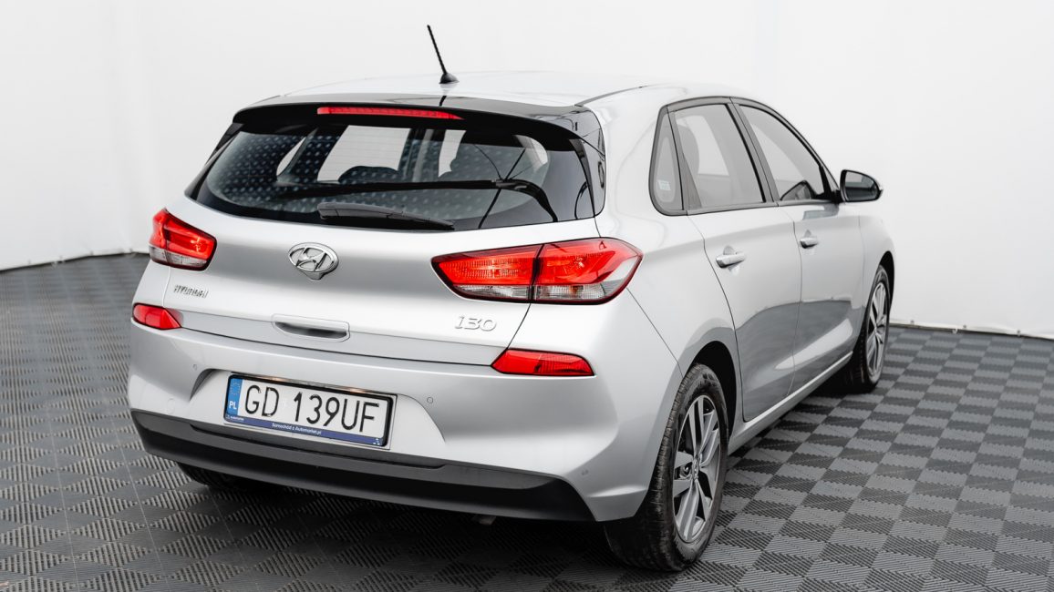 Hyundai i30 1.4 Classic + GD139UF w zakupie za gotówkę