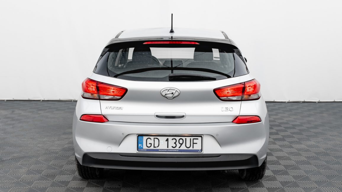 Hyundai i30 1.4 Classic + GD139UF w zakupie za gotówkę