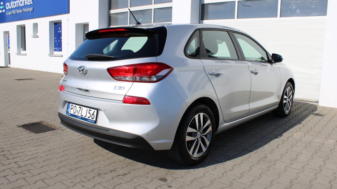 Hyundai i30 1.4 Classic + PO7LJ56 w leasingu dla firm