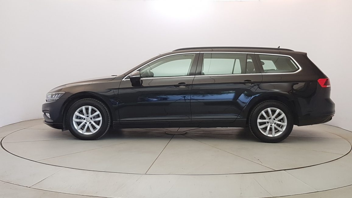 Volkswagen Passat 2.0 TDI EVO Business WD4637N w leasingu dla firm