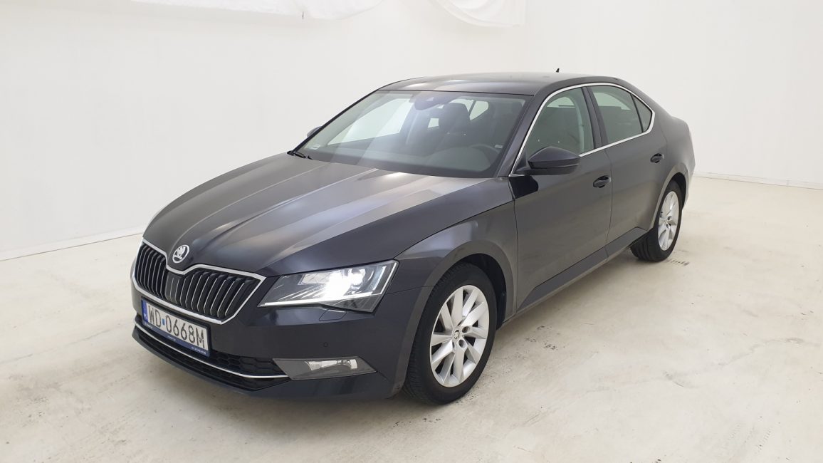 Skoda Superb 2.0 TDI 4x4 Style DSG WD0668M w leasingu dla firm