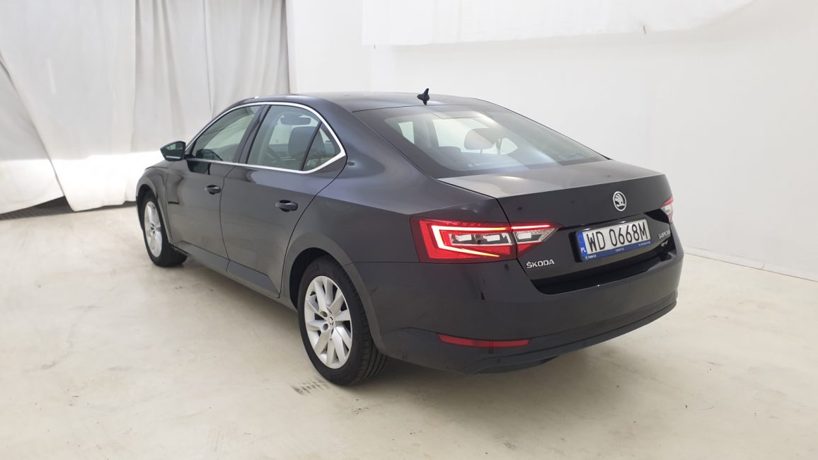 Skoda Superb 2.0 TDI 4x4 Style DSG WD0668M w leasingu dla firm