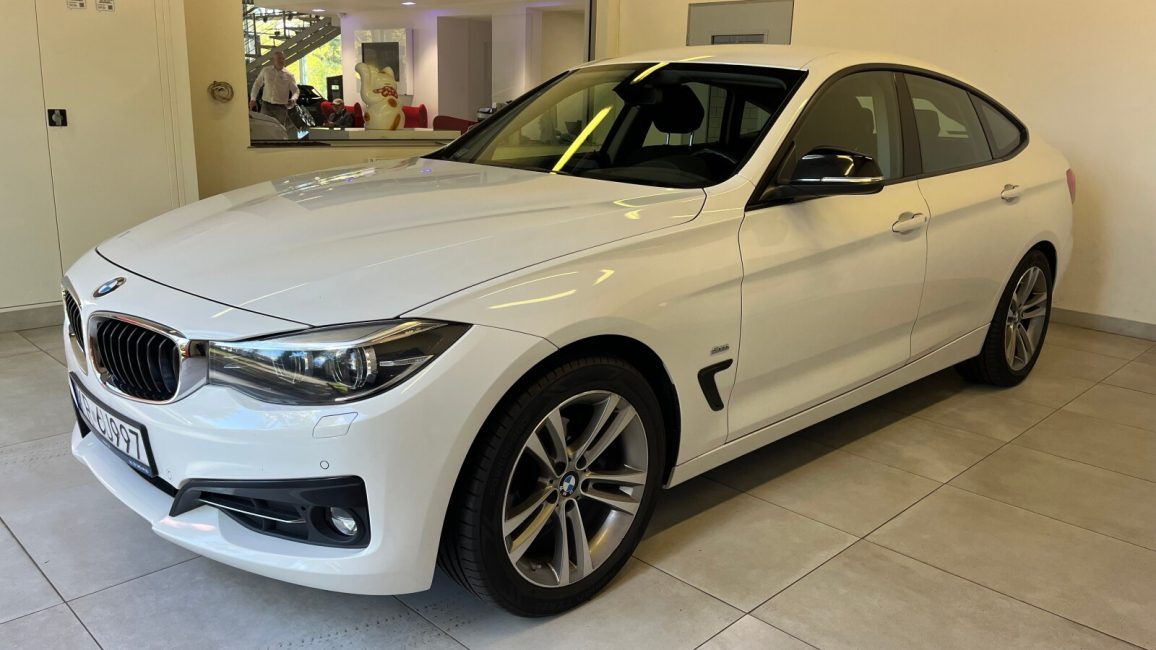 BMW 318d Sport Line aut KR6U997 w leasingu dla firm