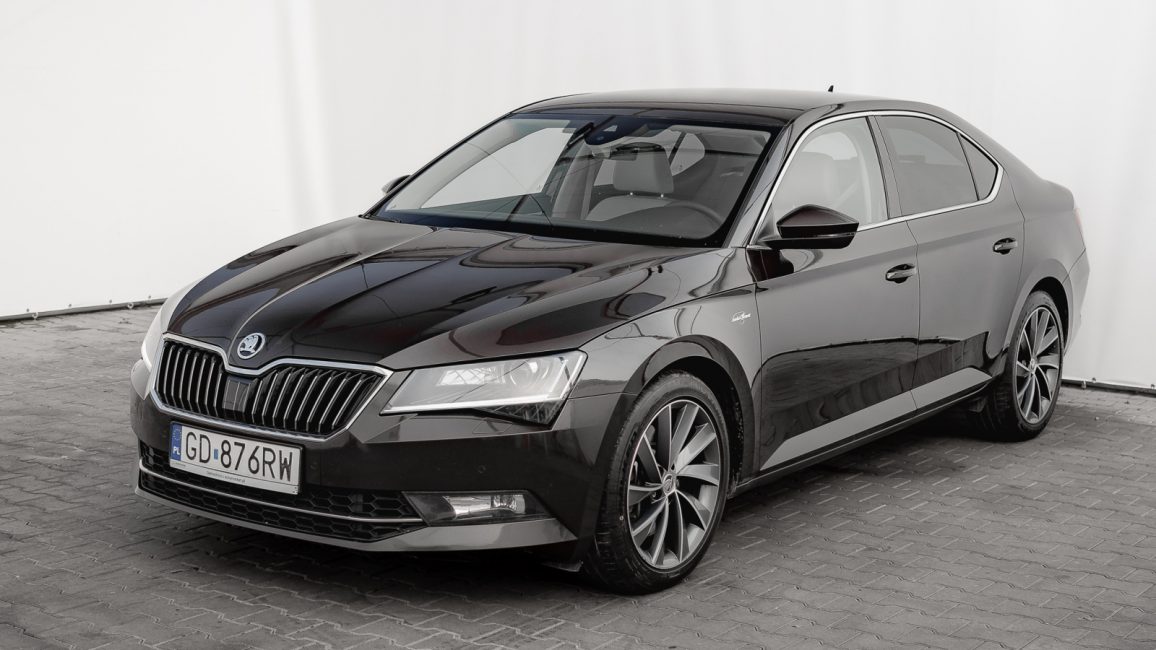 Skoda Superb 2.0 TSI 4x4 L&K DSG GD876RW w zakupie za gotówkę