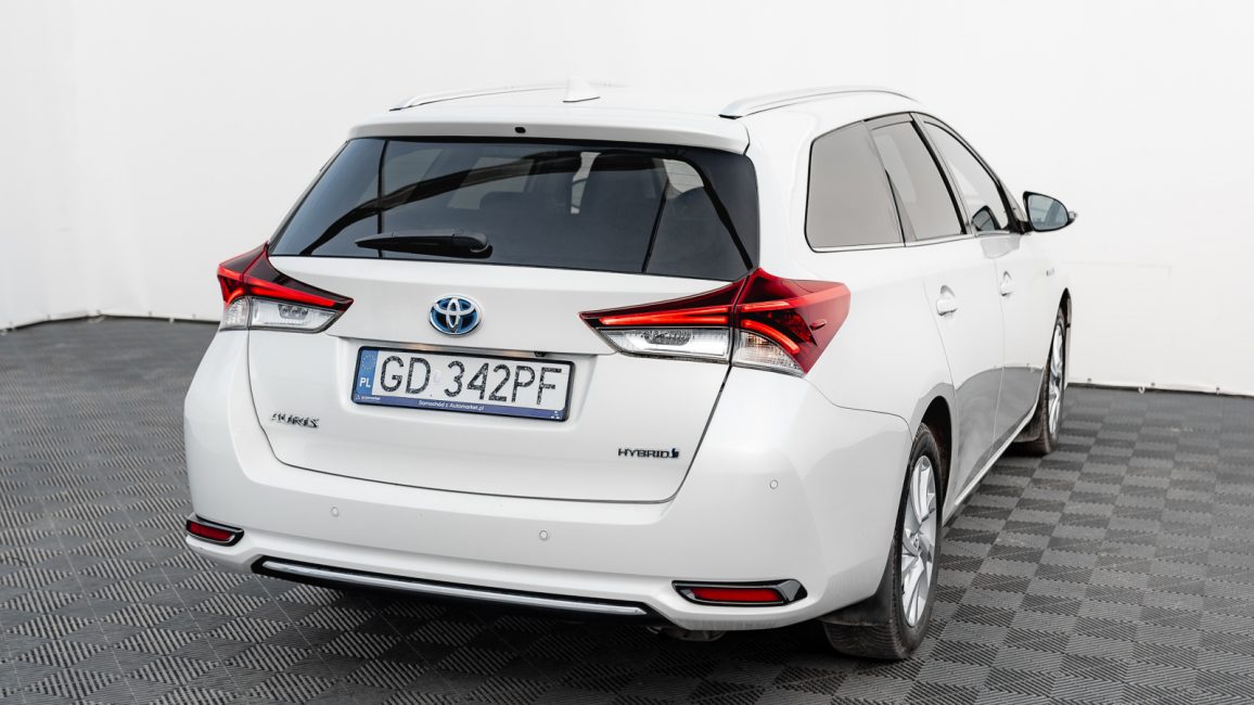 Toyota Auris Hybrid 135 Prestige GD342PF w zakupie za gotówkę