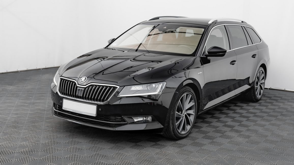 Skoda Superb 2.0 TDI 4x4 L&K DSG GD405TT w zakupie za gotówkę