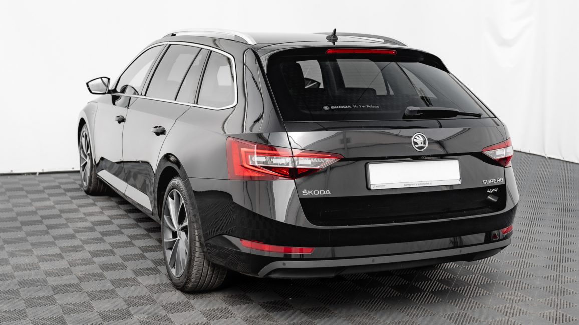 Skoda Superb 2.0 TDI 4x4 L&K DSG GD405TT w leasingu dla firm