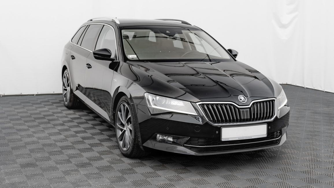 Skoda Superb 2.0 TDI 4x4 L&K DSG GD405TT w leasingu dla firm