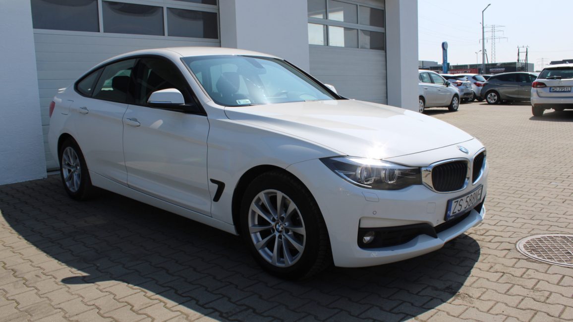 BMW 320d xDrive Advantage aut ZS588NE w leasingu dla firm