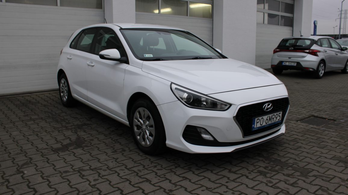 Hyundai i30 1.4 Classic + PO6MR95 w zakupie za gotówkę