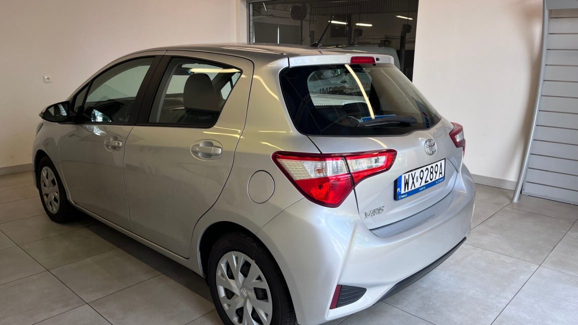 Toyota Yaris 1.5 Premium CVT WX9289A w abonamencie