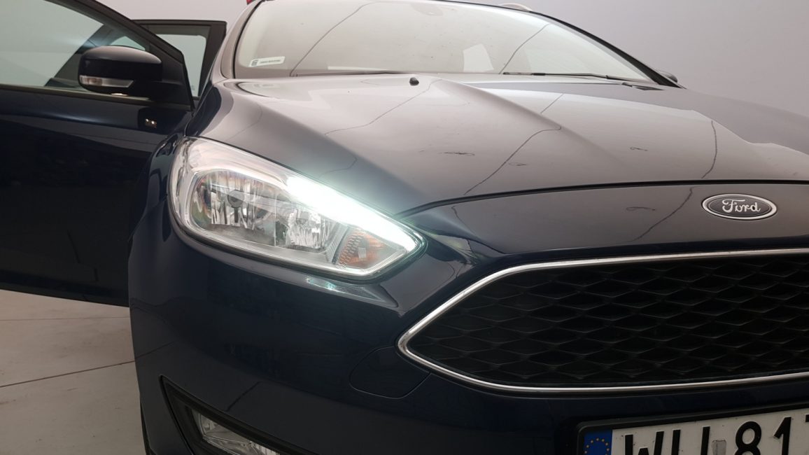 Ford Focus 1.0 EcoBoost Gold X ASS WU8172E w zakupie za gotówkę