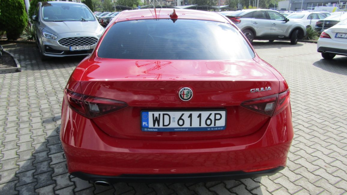 Alfa Romeo Giulia 2.0 Turbo aut WD6116P w zakupie za gotówkę