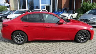 Alfa Romeo Giulia 2.0 Turbo aut WD6116P w leasingu dla firm