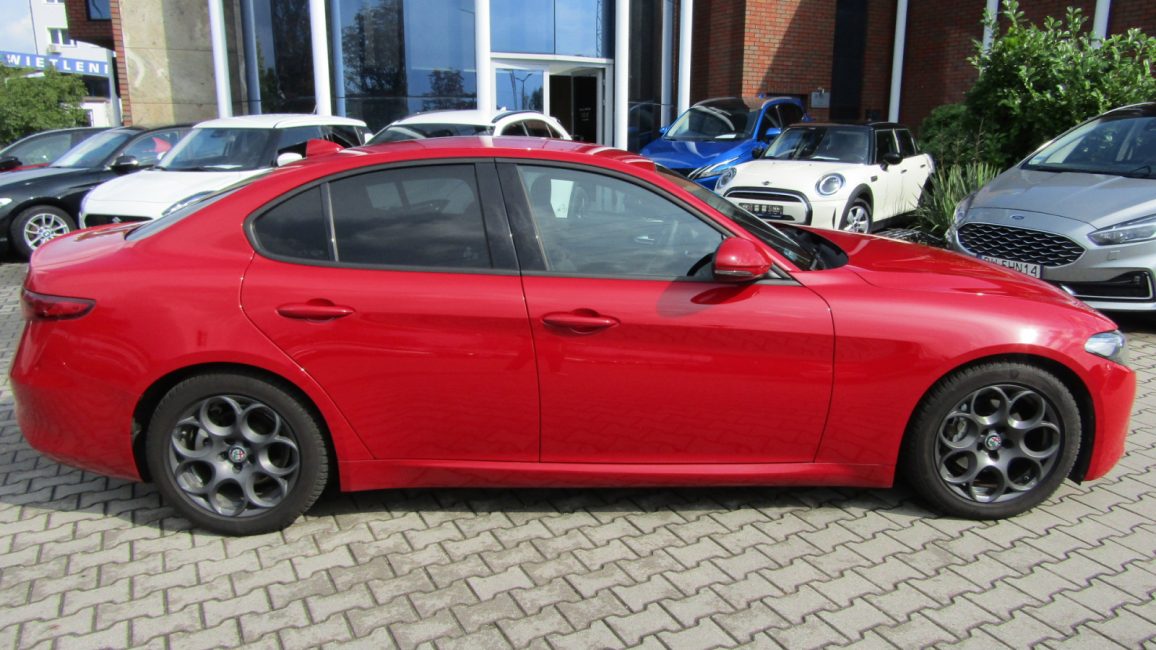 Alfa Romeo Giulia 2.0 Turbo aut WD6116P w zakupie za gotówkę