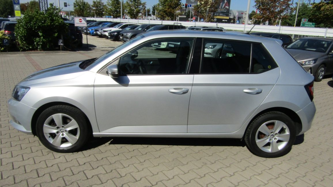 Skoda Fabia 1.0 TSI Ambition PZ637PN w leasingu dla firm