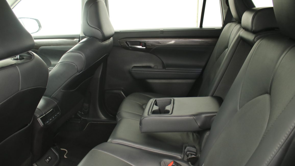 Toyota Highlander 2.5 Hybrid Prestige WD1203S w abonamencie