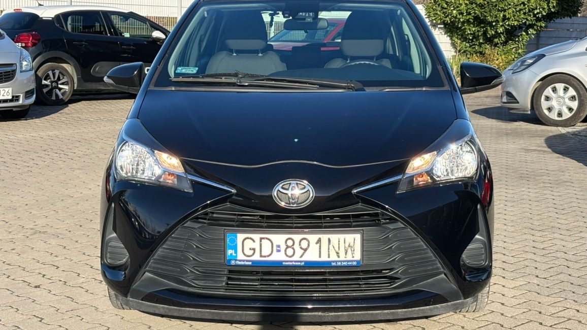 Toyota Yaris 1.0 Active GD891NW w leasingu dla firm